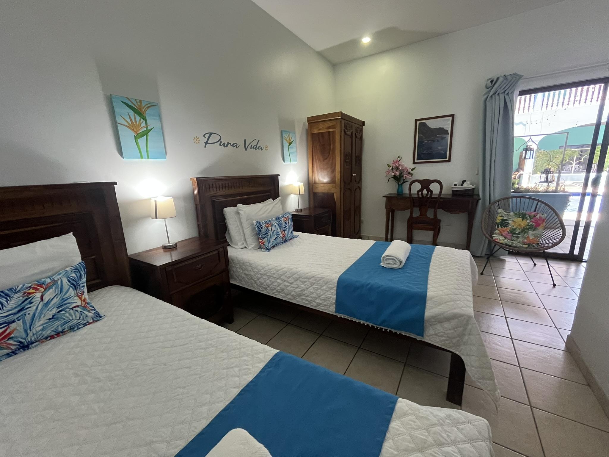 #9 – Poolside Twin Retreat – Accessible 2