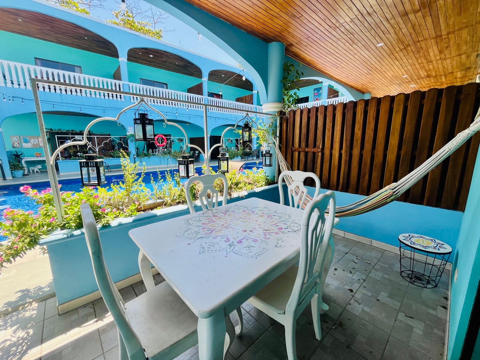 #1 – Poolside King Retreat 3