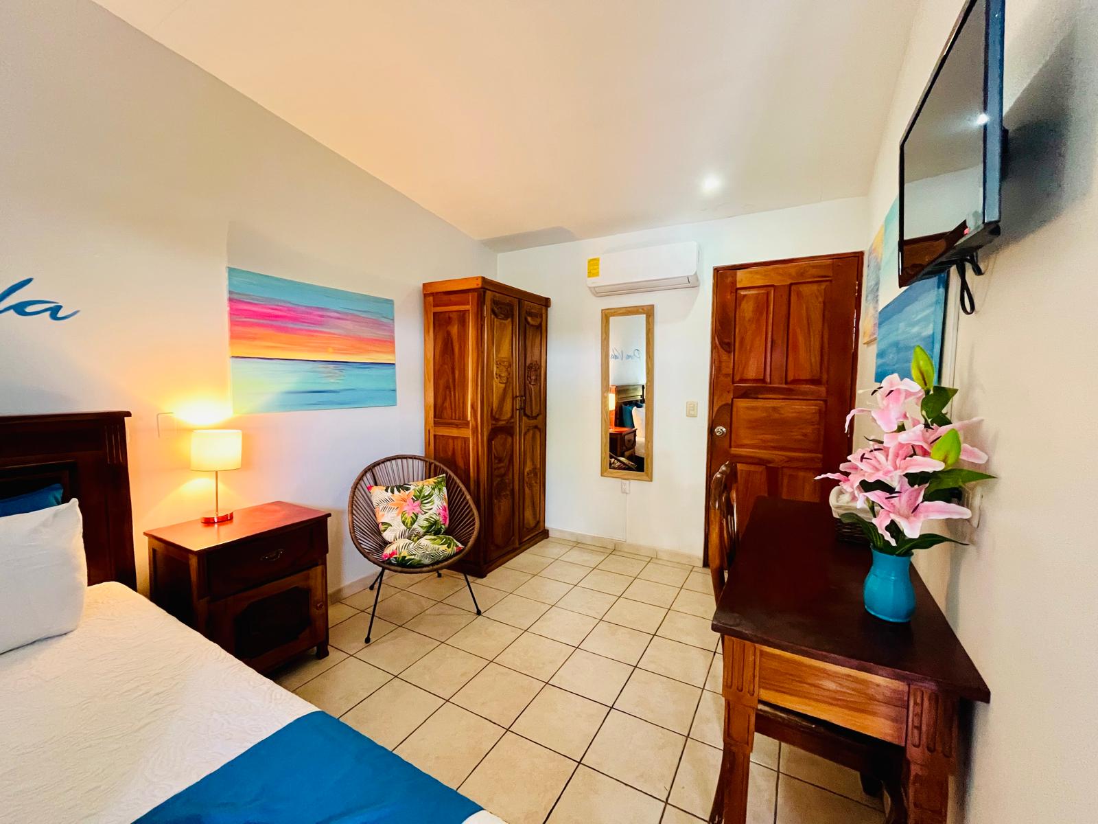 #16 – Private Ocean View Balcony Retreat 3